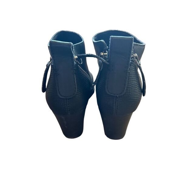 DV Dolce Vita Jayden Black Faux Leather Heeled Ankle Booties Block Zip Women's 6 - Picture 5 of 7